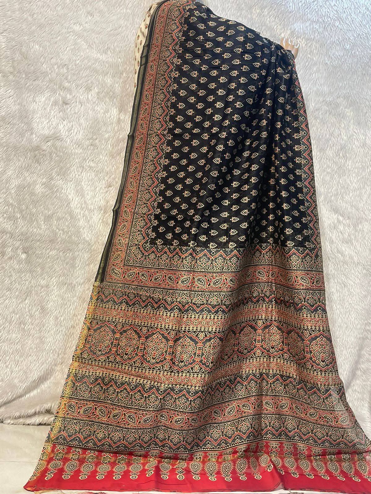 Black Maheshwari Cotton Silk Hand Block Printed Saree PW32
