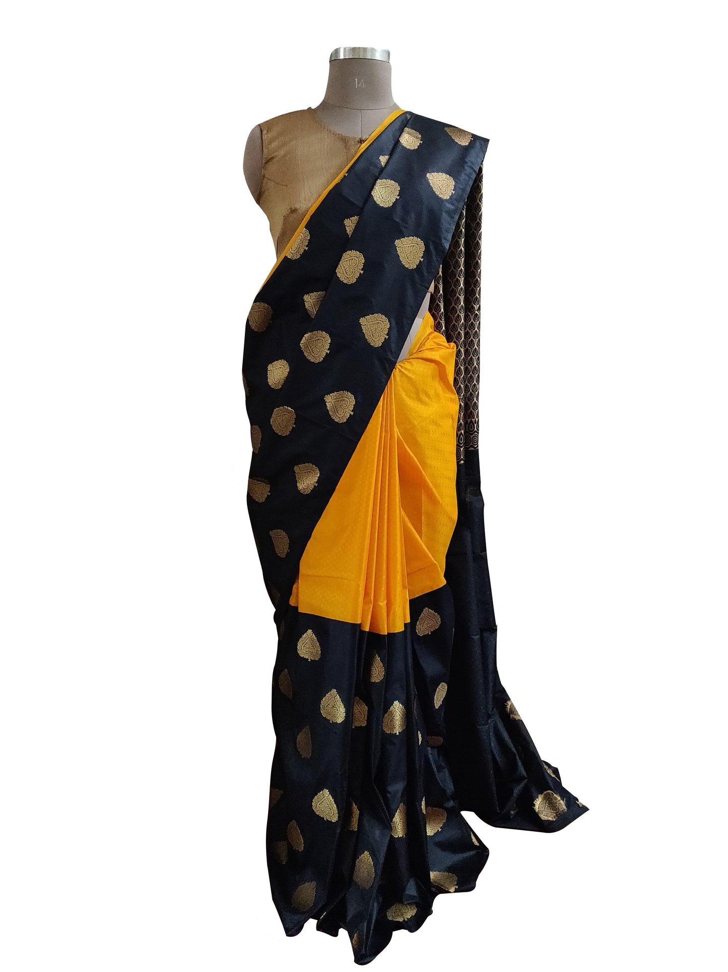Wholesale Combo Set of 10 Kanchi Silk Blend Sarees with Rich Zari Borders | Heavy Traditional Look