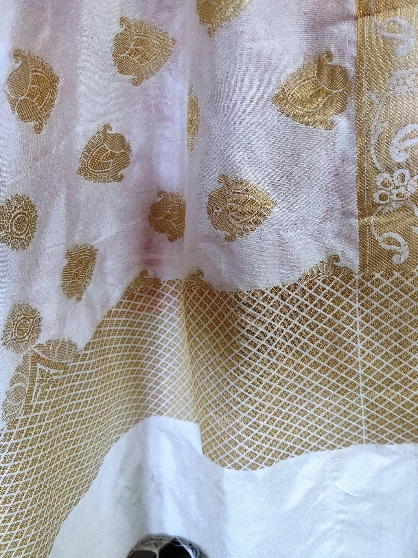 Designer White Dupion Silk Weaven Banarasi Dupatta DP24-Anvi Creations-