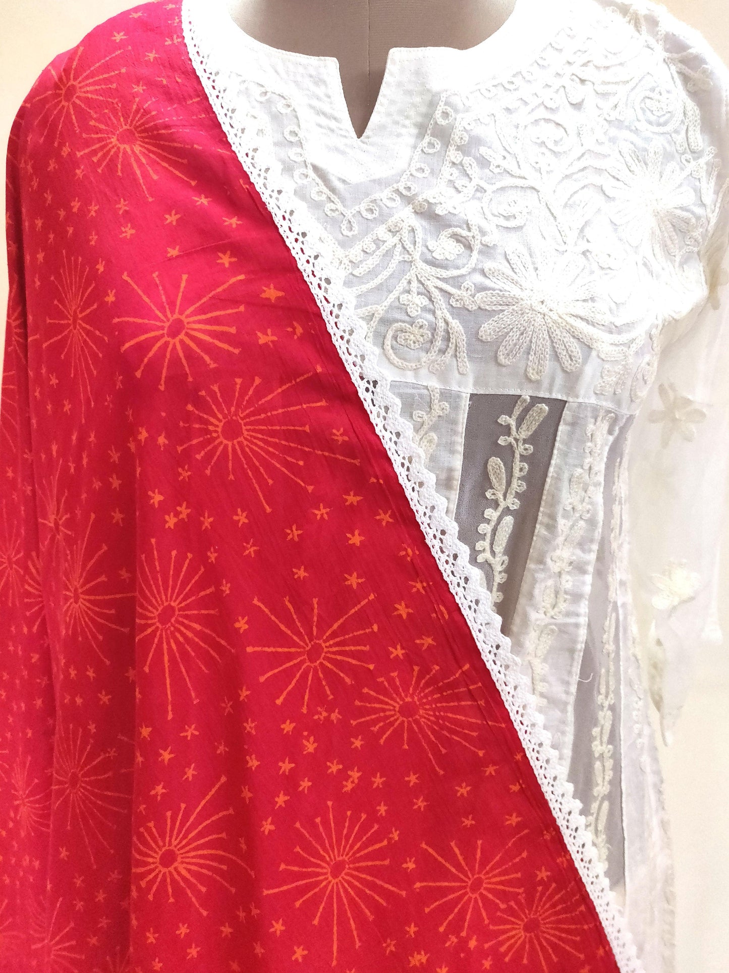 Designer Crochet Border Red Block Printed Mulmul Cotton Dupatta DP34 - Ethnic's By Anvi Creations