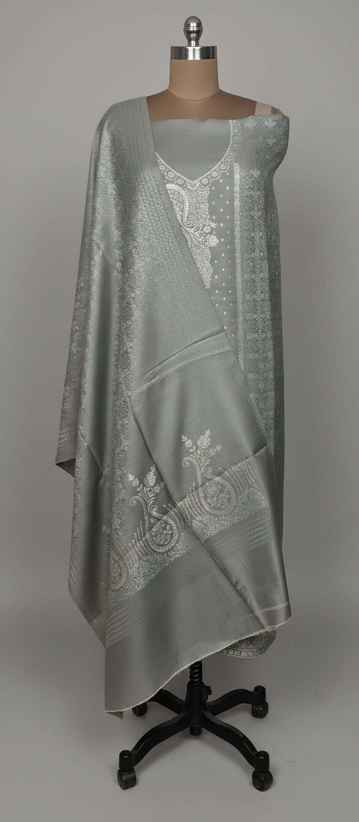 Jamawar Pashmina Weaving Three Piece Dress Material Suit | Premium Winter Ethnic Wear EVP8