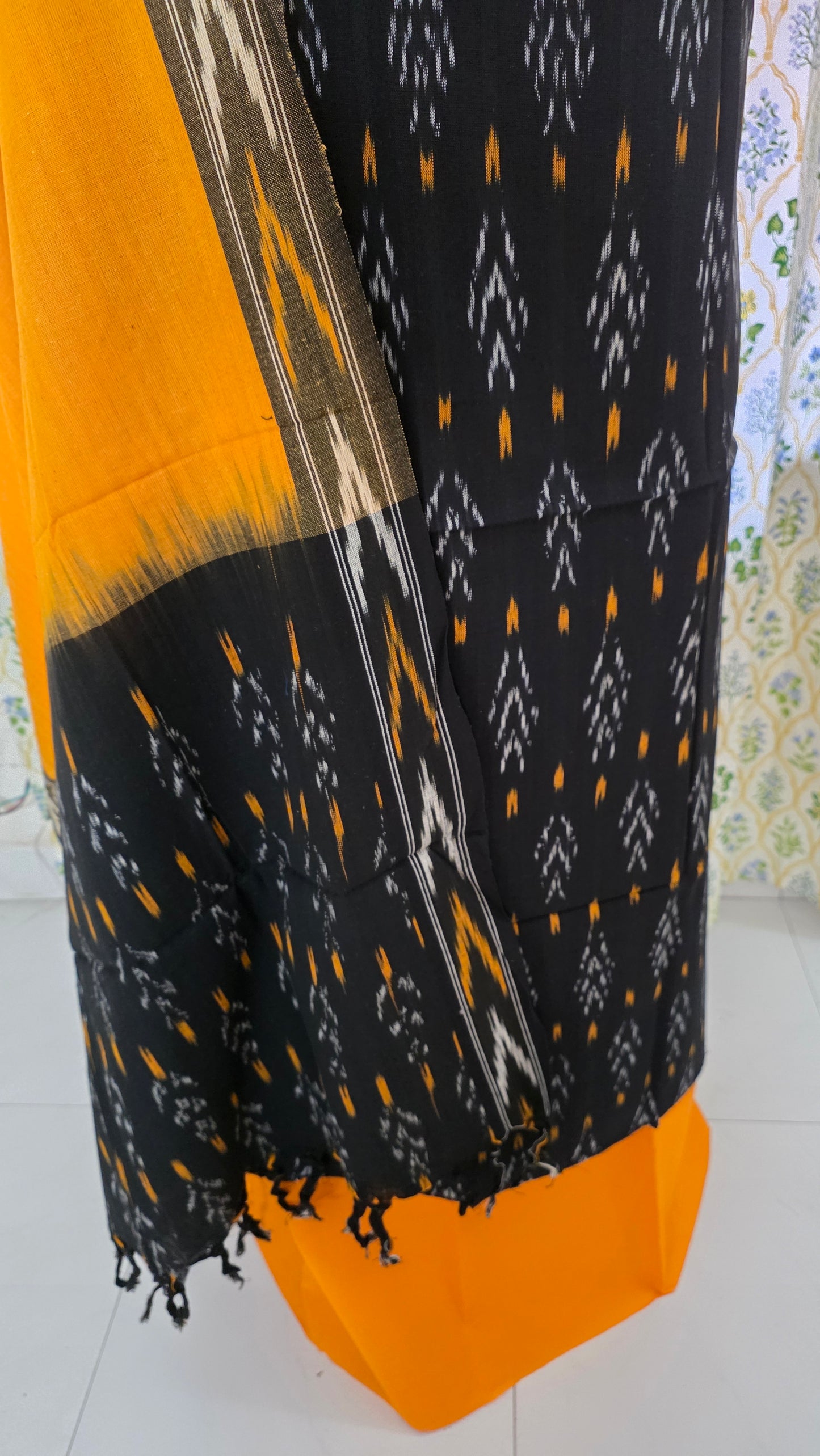 Pochampally Single Ikkat Black Cotton Dress Material GIK15