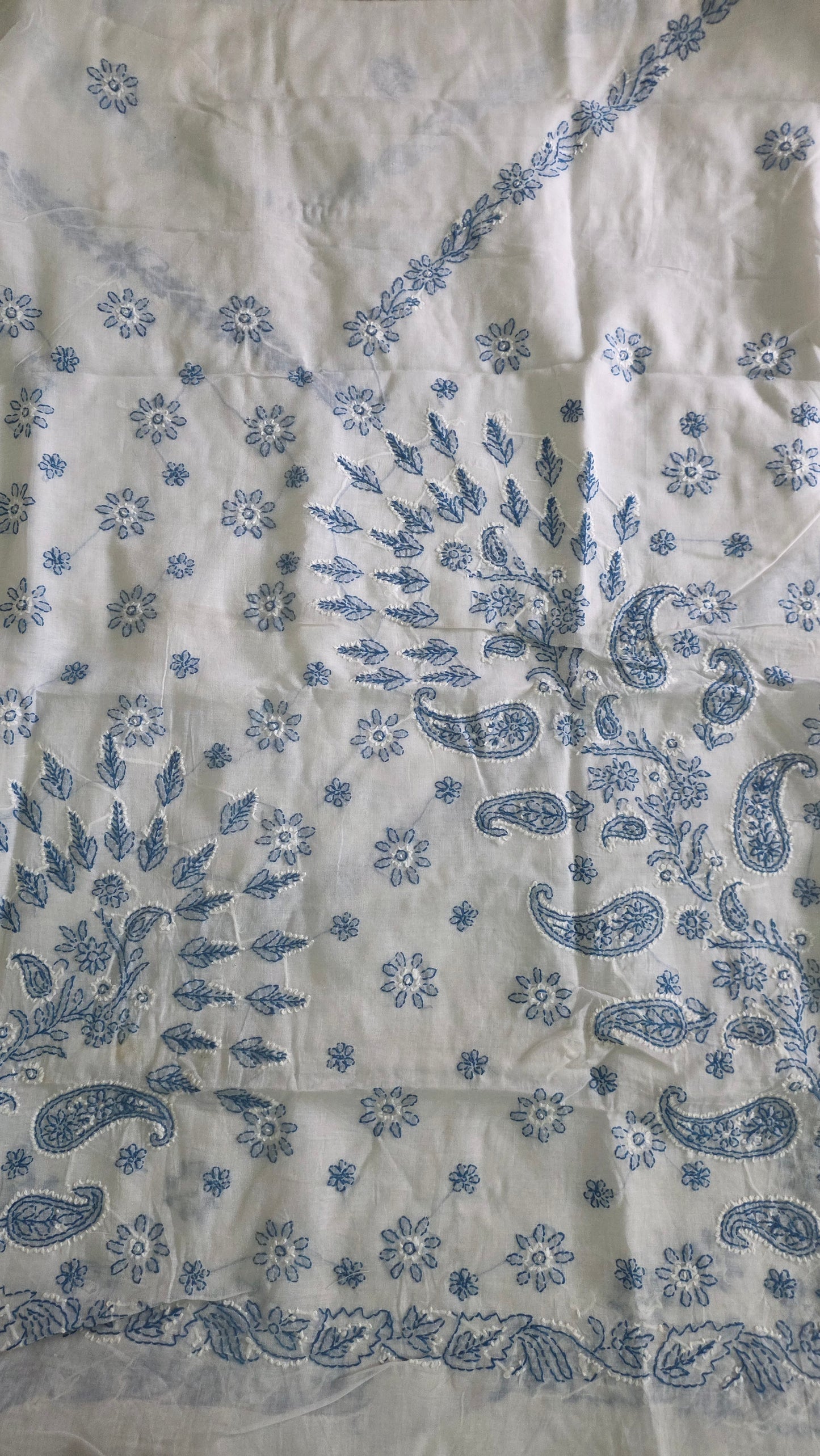 White Pure Cotton hand work Lakhnavi Chikankari saree