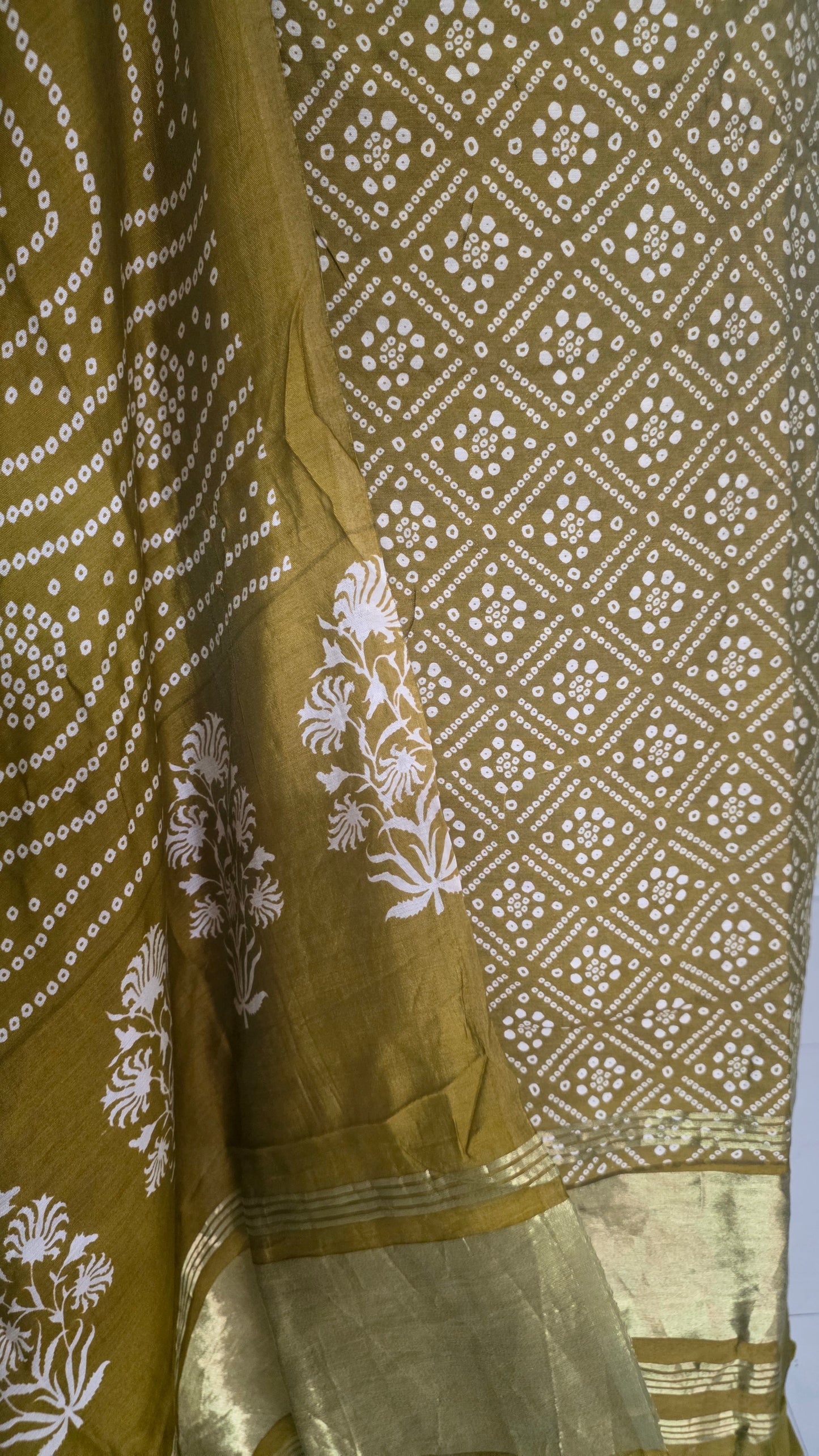 Green Bandhej Bandhani Printed Faux crepe Lagdi Patta Suit Dress Material