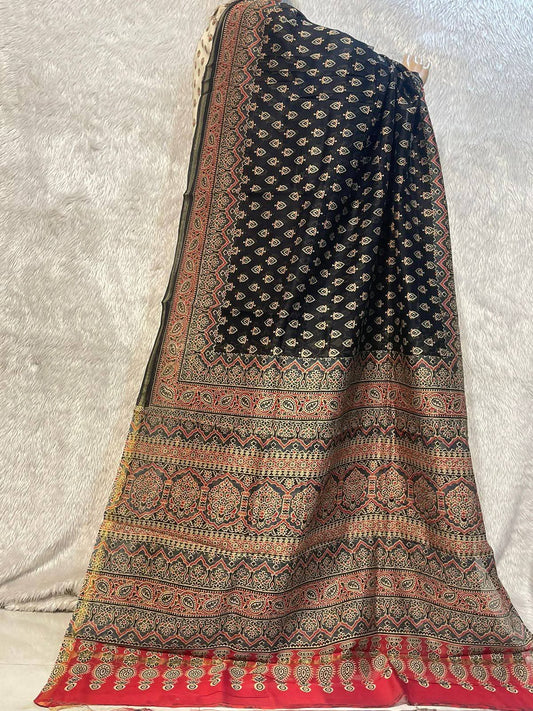 Black Maheshwari Cotton Silk Hand Block Printed Saree PW32