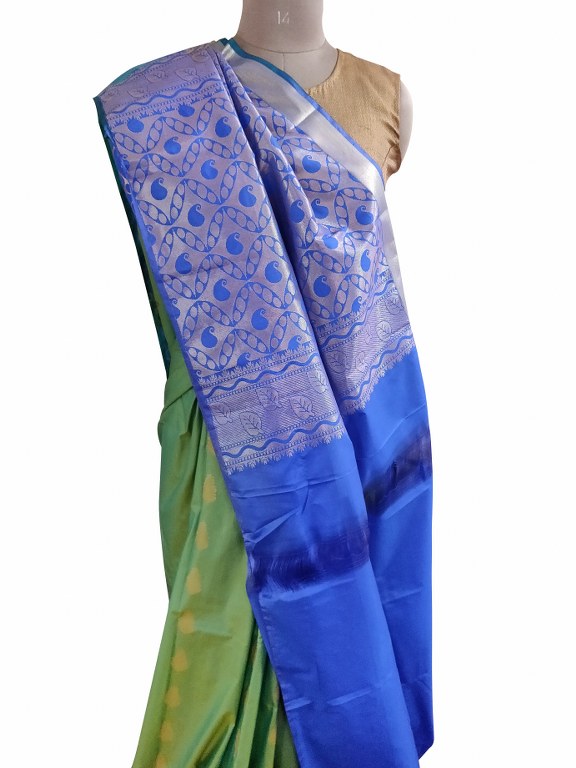 Turquoise green Kanchi Silk Blend Heavy Traditional Look Sarees with Rich Zari Borders K5