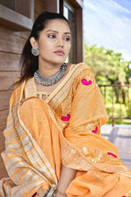 Charger l&#39;image dans la galerie, Light Orange Pure Linen Cotton saree with Gotta Patti Work AD4707 - Ethnic&#39;s By Anvi Creations