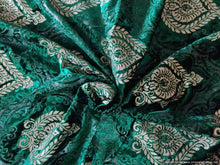 Charger l&#39;image dans la galerie, Green Paisley Motif Foil Print Velvet Fabric FAB143 - Ethnic&#39;s By Anvi Creations